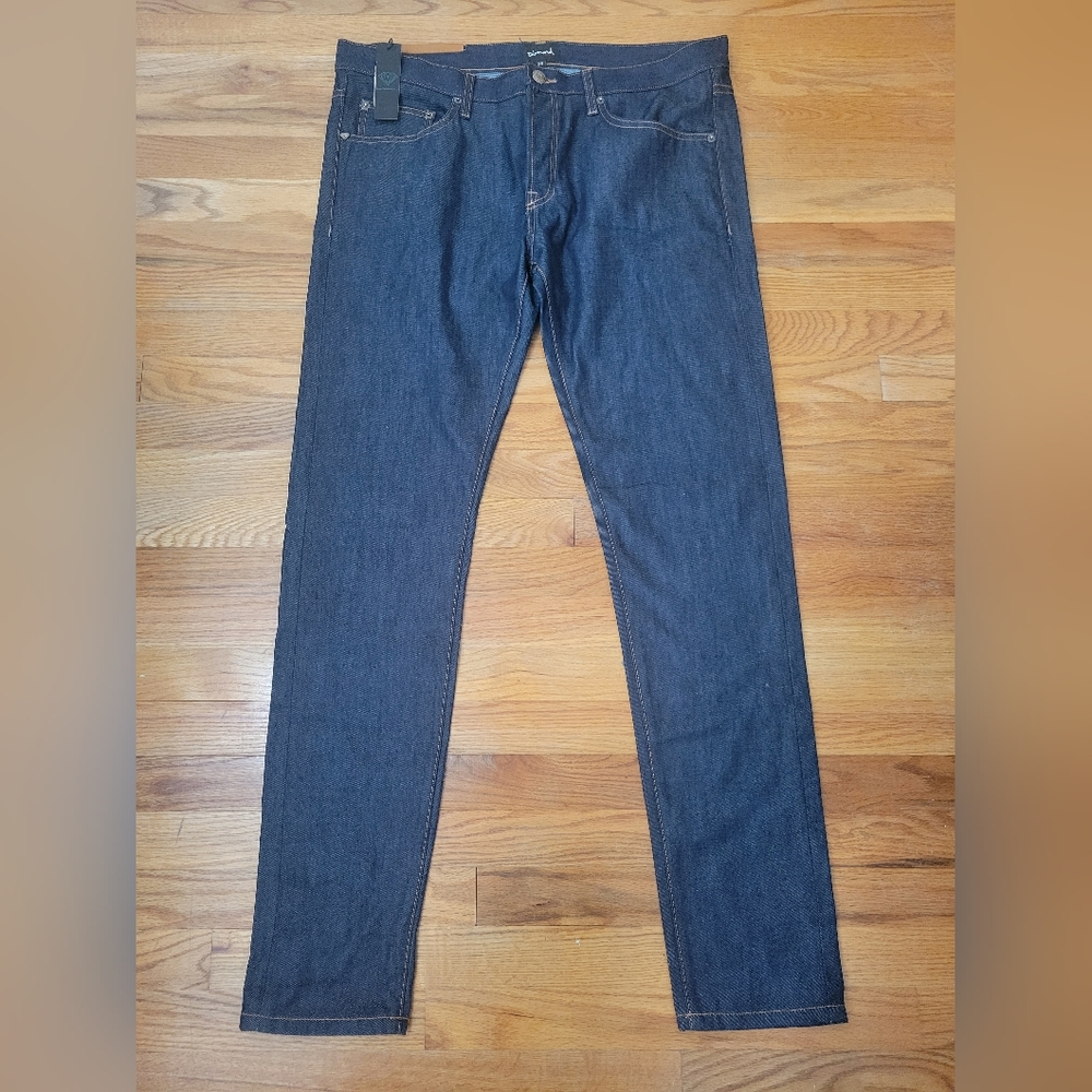 *PRICE DROP* Diamond Supply Mens Jeans